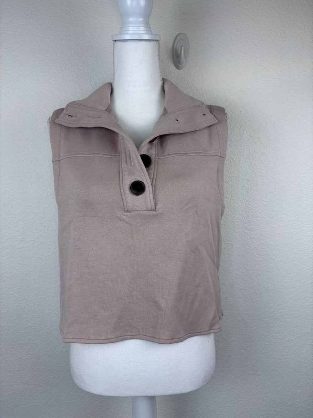 Varley women's small tan cropped button up collared top double soft athletic